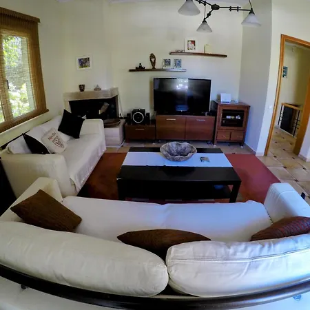 σπίτι στο πατρών με κήπο - Detached House In With Garden Río