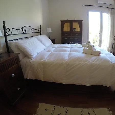 σπίτι στο πατρών με κήπο - Detached House In With Garden Διαμέρισμα Ρίο