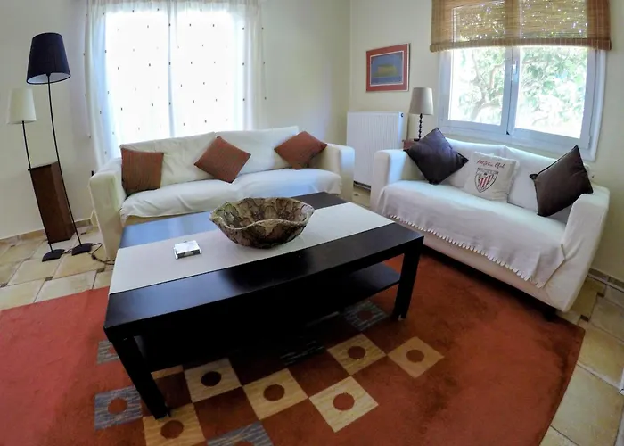 Apartamento σπίτι στο πατρών με κήπο - Detached House In With Garden