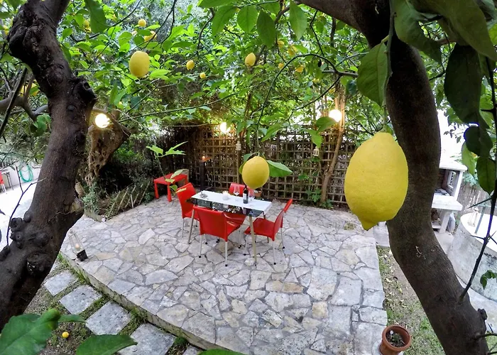 Apartamento σπίτι στο πατρών με κήπο - Detached House In With Garden