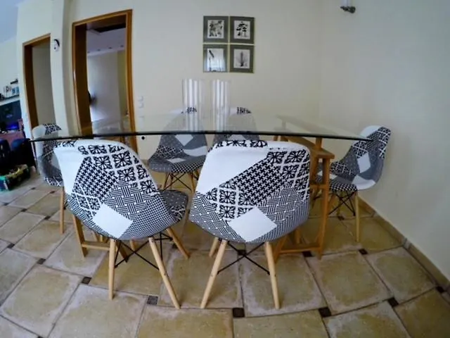 σπίτι στο πατρών με κήπο - Detached House In With Garden